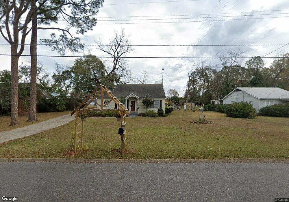 403 Riverside Dr, Eufaula, AL 36027 - photo 1