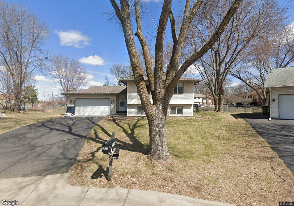 6628 Jonquil Ct, Maple Grove, MN 55369 - photo 1