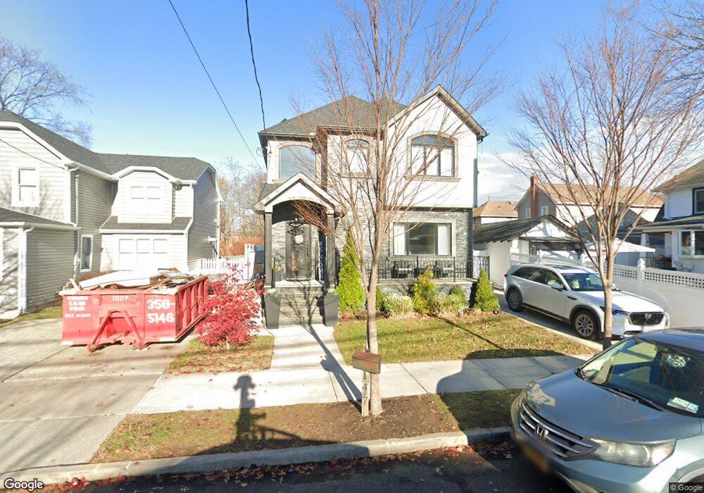 147 Deisius St, Staten Island, NY 10312 - photo 1