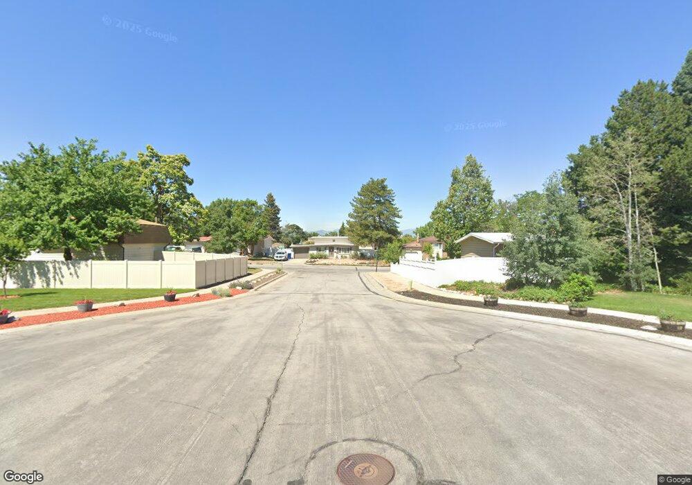 1546 E Fireside Cir, Sandy, UT 84093 - photo 1