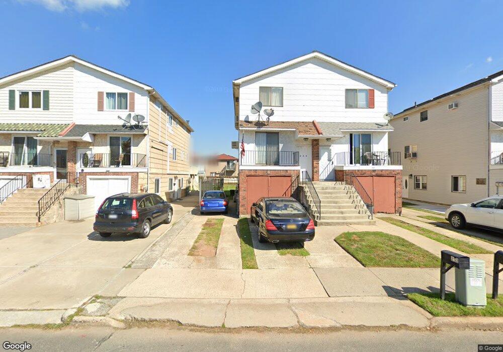 253 Regis Dr, Staten Island, NY 10314 - photo 1
