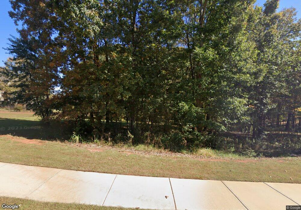 5411 Planting Field Ln, Flowery Branch, GA 30542 - photo 1