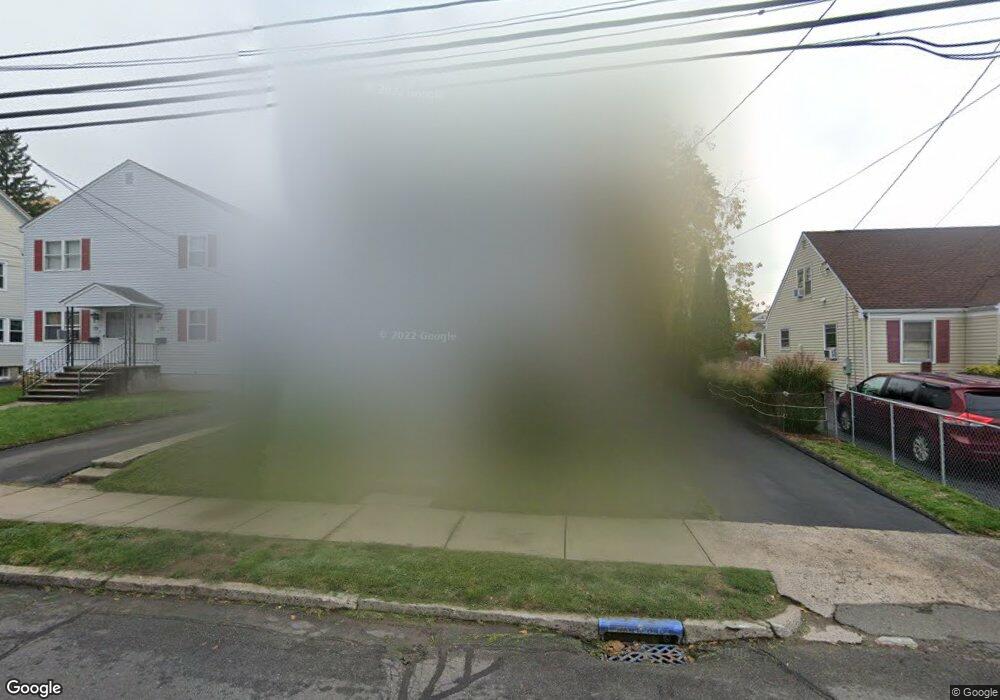 76 Lorraine St, New Britain, CT 06051 - photo 1