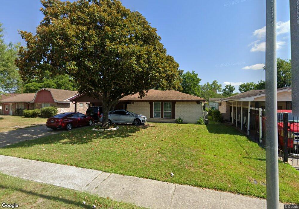 1610 W Gulf Bank Rd, Houston, TX 77088 - photo 1