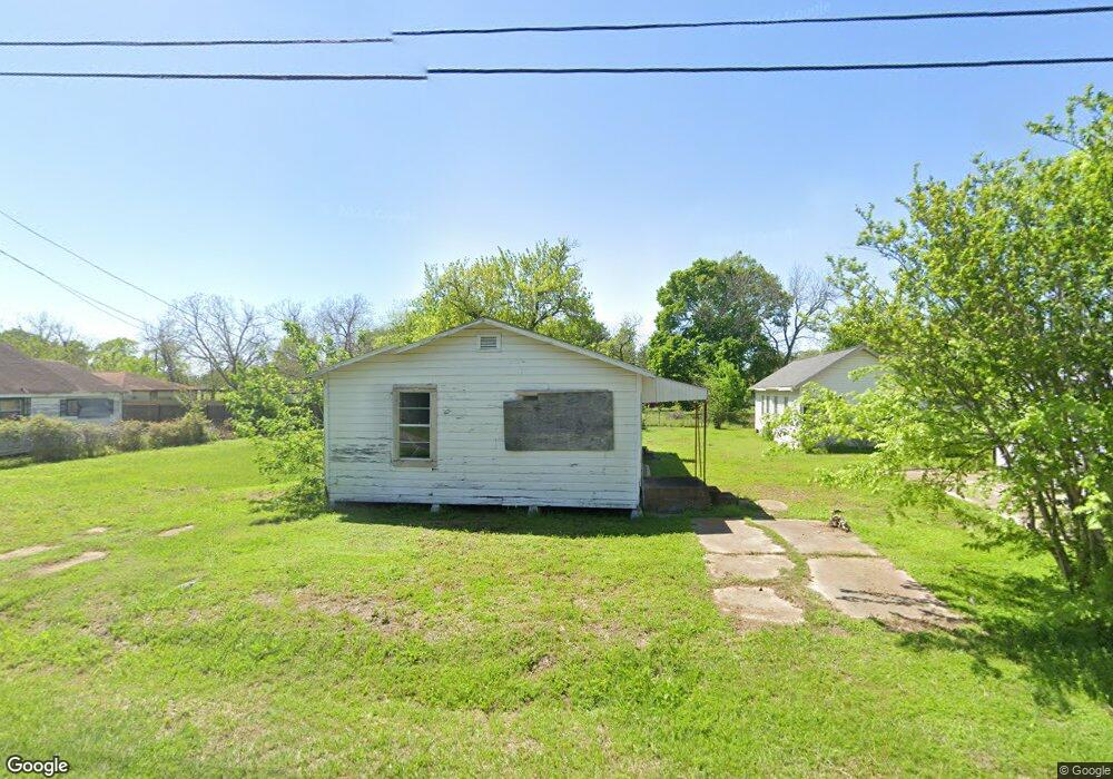 2304 Avenue A, Bay City, TX 77414 - photo 1