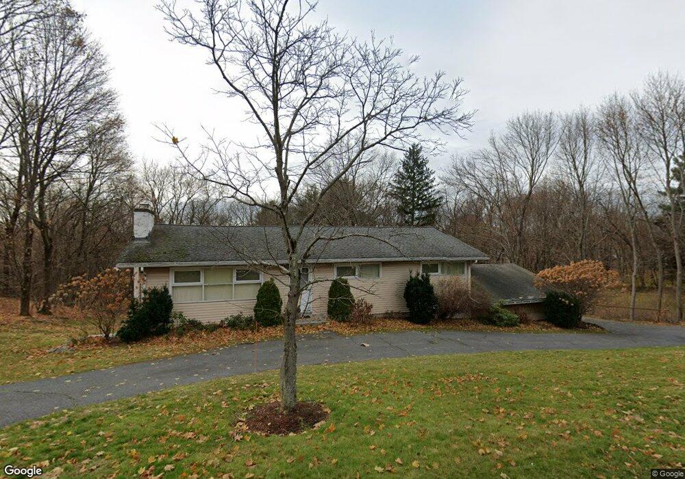 4 Locke Ln, Lexington, MA 02420 - photo 1