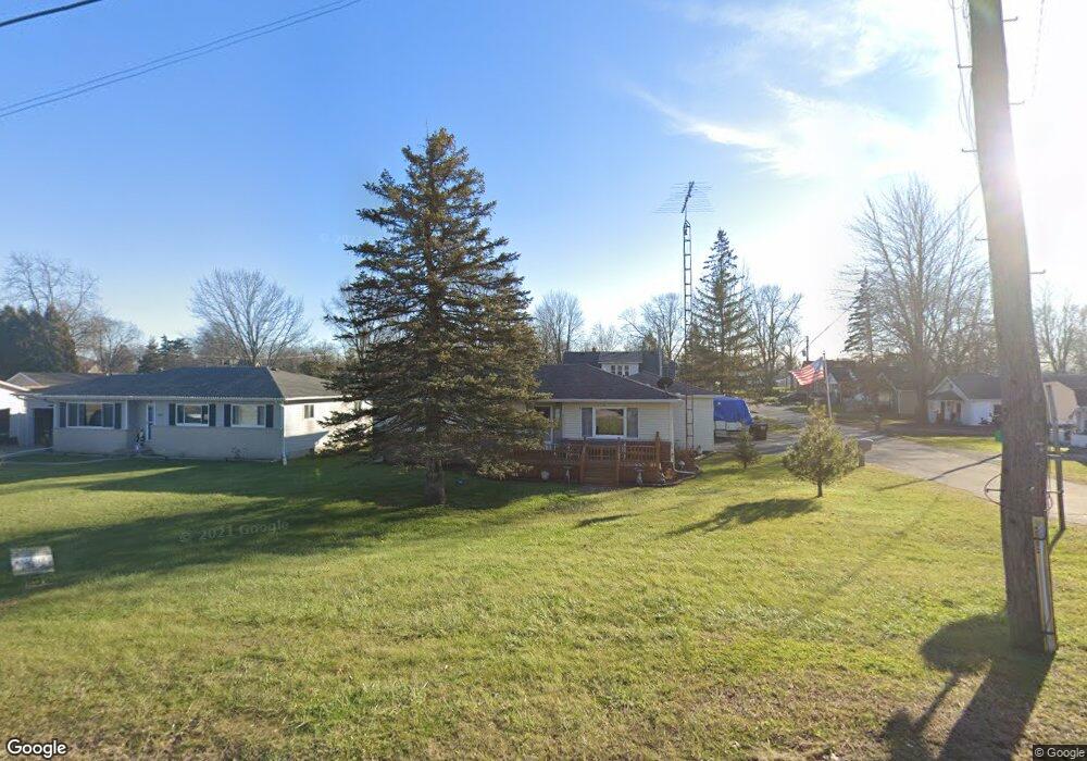 653 Ash St, Carleton, MI 48117 - photo 1