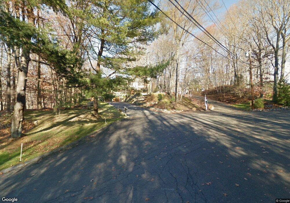 53 Trailing Rock Rd, Stamford, CT 06903 - photo 1