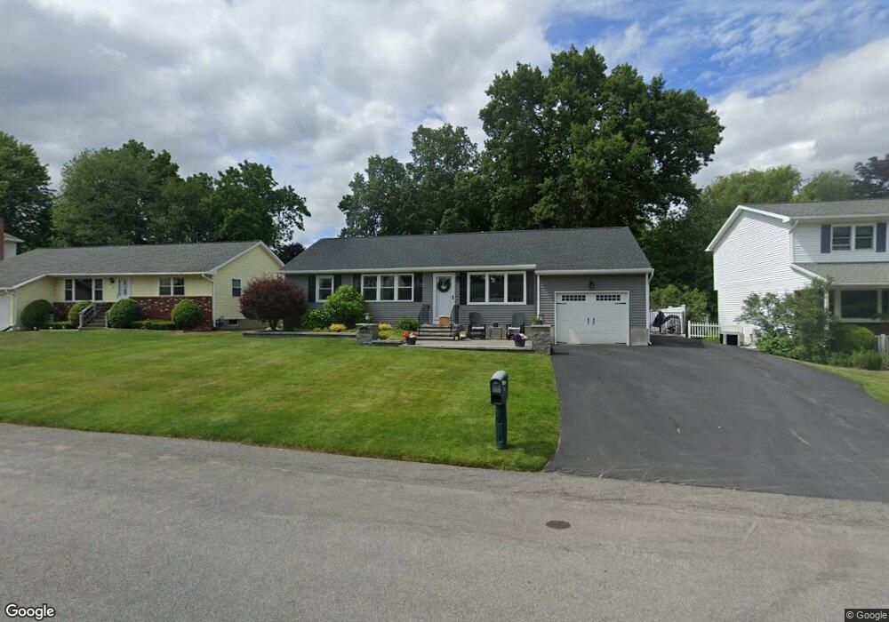 3 Rolling Hills Rd, Schenectady, NY 12309 - photo 1