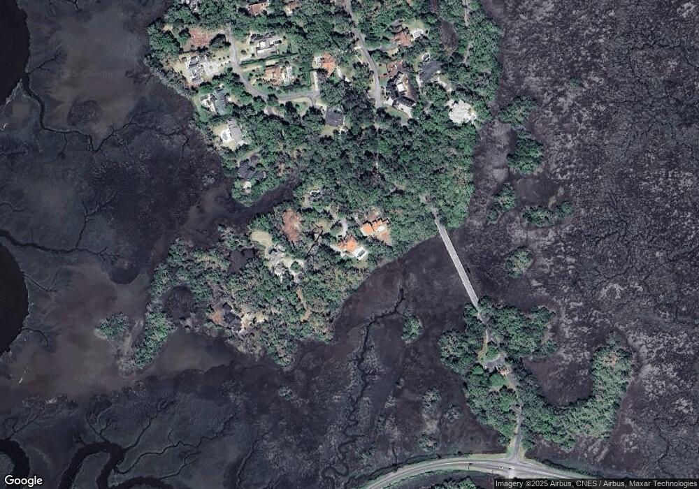 105 Davison Ln, Saint Simons Island, GA 31522 - photo 1