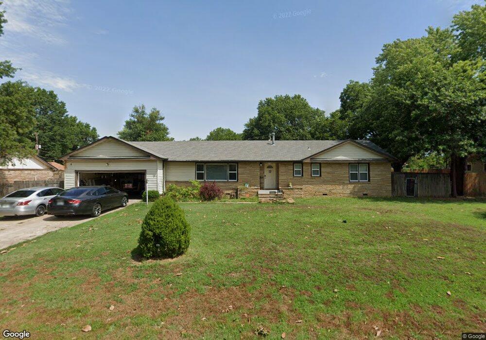 112 E 13th Place, Claremore, OK 74017 - photo 1