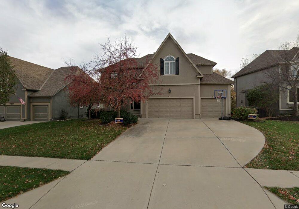 22113 W 56th St, Shawnee, KS 66226 - photo 1