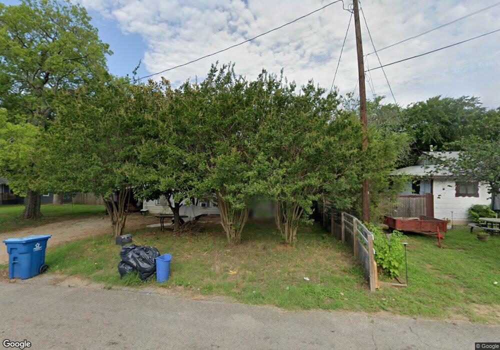 1415 S Travis Ave, Denison, TX 75021 - photo 1