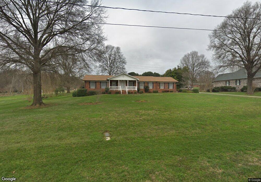 4450 Coddle Creek Dr, Concord, NC 28027 - photo 1