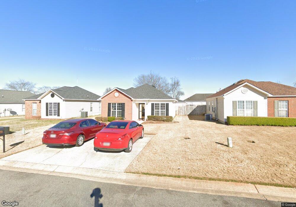 102 Lauren Way, Warner Robins, GA 31093 - photo 1