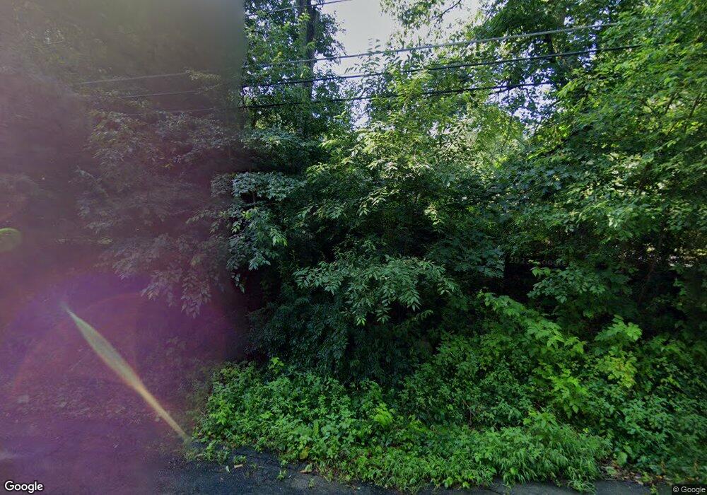 82 Hartness Rd, Sutton, MA 01590 - photo 1