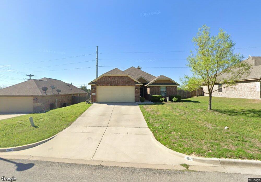 109 Hummingbird Dr, Weatherford, TX 76088 - photo 1