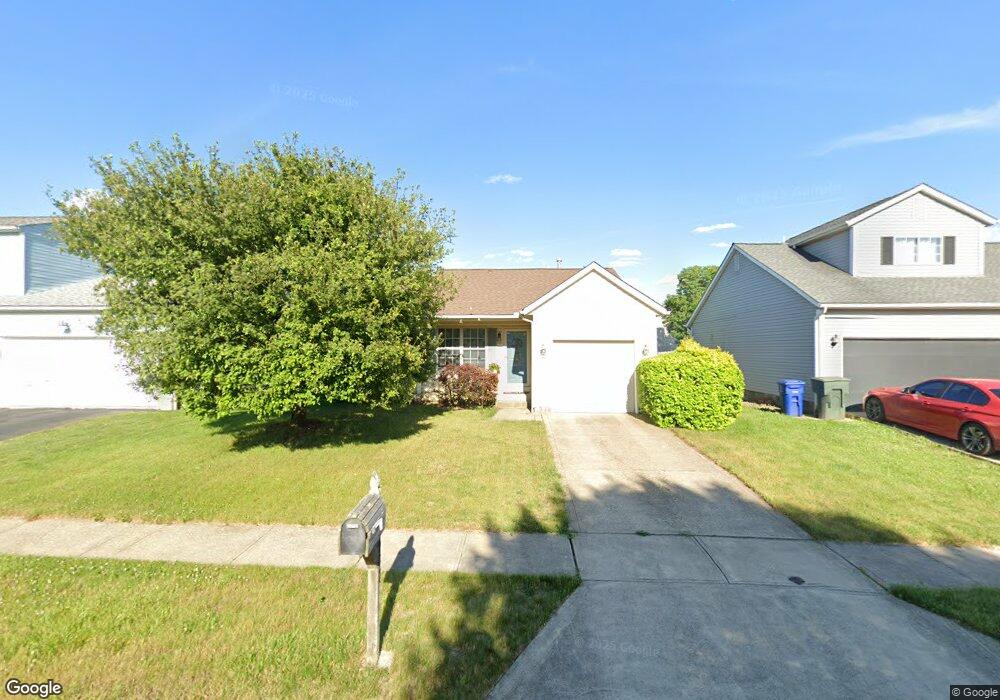 982 Bootman Dr, Columbus, OH 43228 - photo 1