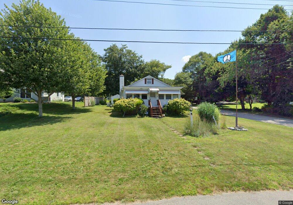 2 Umiak Ave, Jamestown, RI 02835 - photo 1