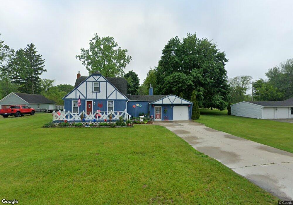 5515 N Mckinley Rd, Flushing, MI 48433 - photo 1