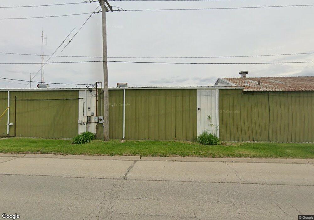 380 Limit St, Lincoln, IL 62656 - photo 1