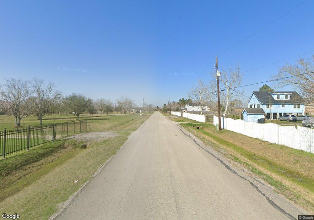 000 Merry Way, Other, TX 77511 - photo 1