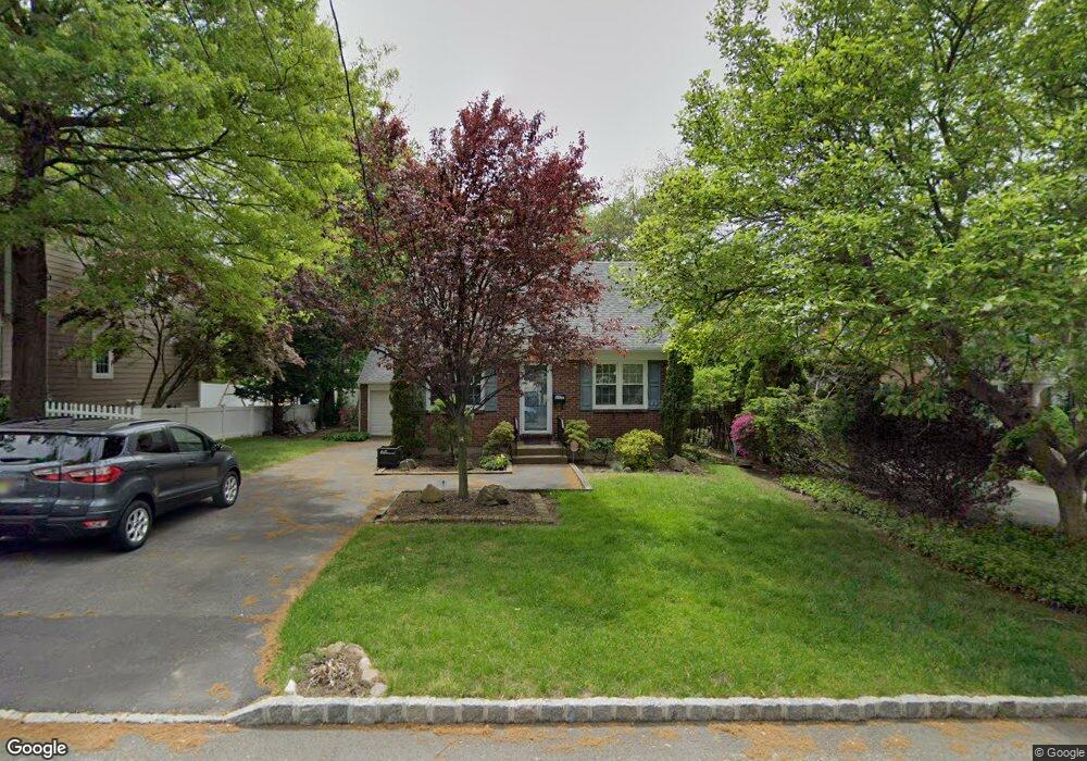 14 Crest Dr S, Cresskill, NJ 07626 - photo 1
