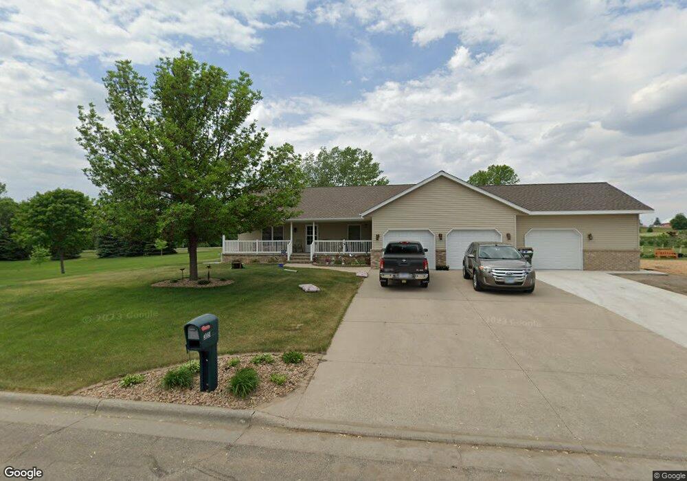 305 Hendryx St, Sauk Centre, MN 56378 - photo 1