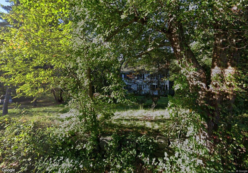 8 Mowry St, Mendon, MA 01756 - photo 1