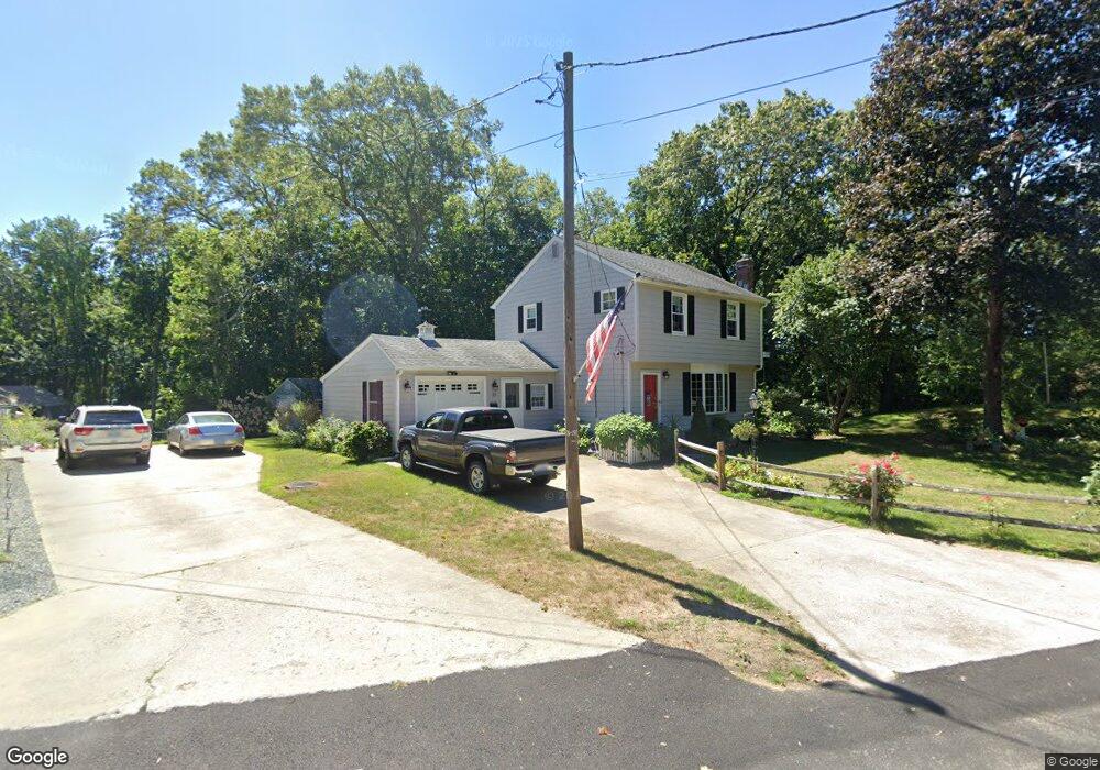25 Woodland Ave, Smithfield, RI 02917 - photo 1