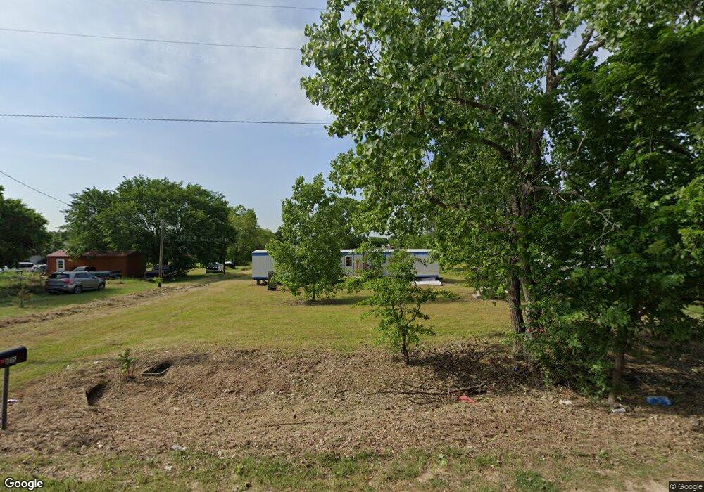 1018 Meadow Oaks St, Azle, TX 76020 - photo 1