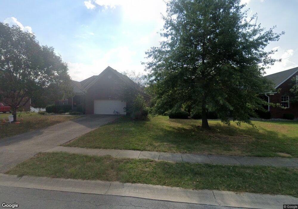 428 Persimmon Dr, Mount Washington, KY 40047 - photo 1