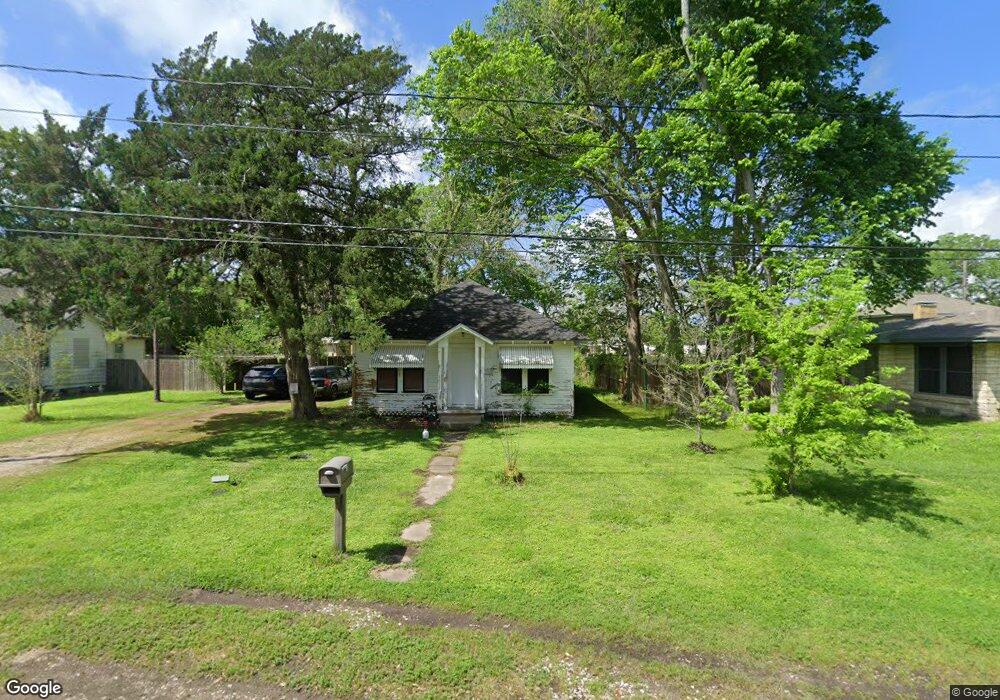 3112 Avenue G, Bay City, TX 77414 - photo 1