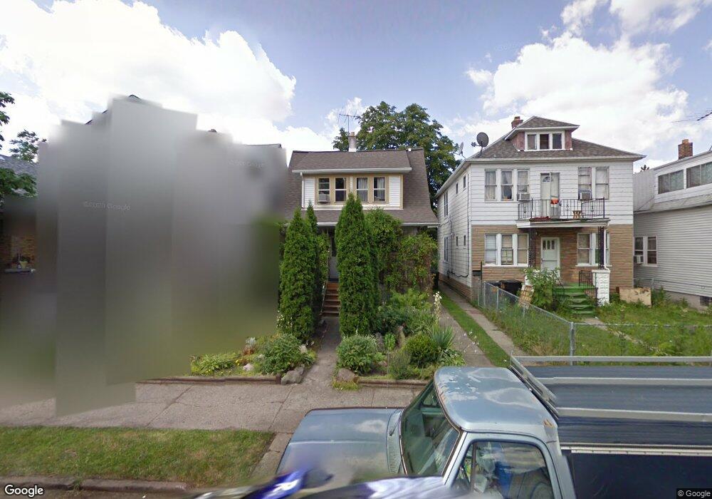 12273 Mcdougall St, HamtraMcK, MI 48212 - photo 1