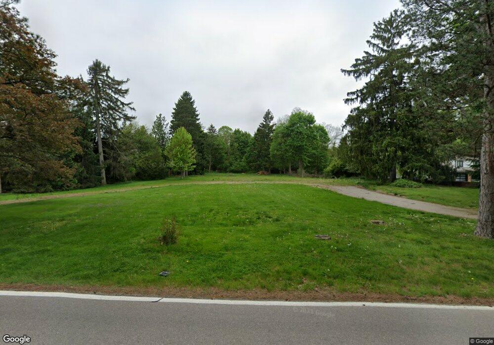 355 Cranbrook Rd, Bloomfield Hills, MI 48304 - photo 1