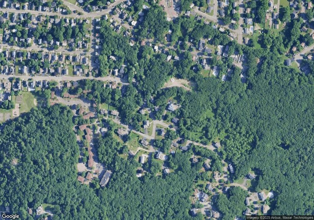 71 Holland Rd, Wakefield, MA 01880 - photo 1