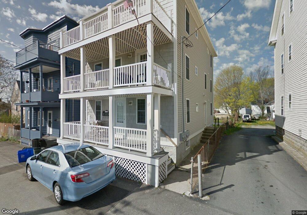 11 Siegel St unit 3, Bristol, RI 02809 - photo 1