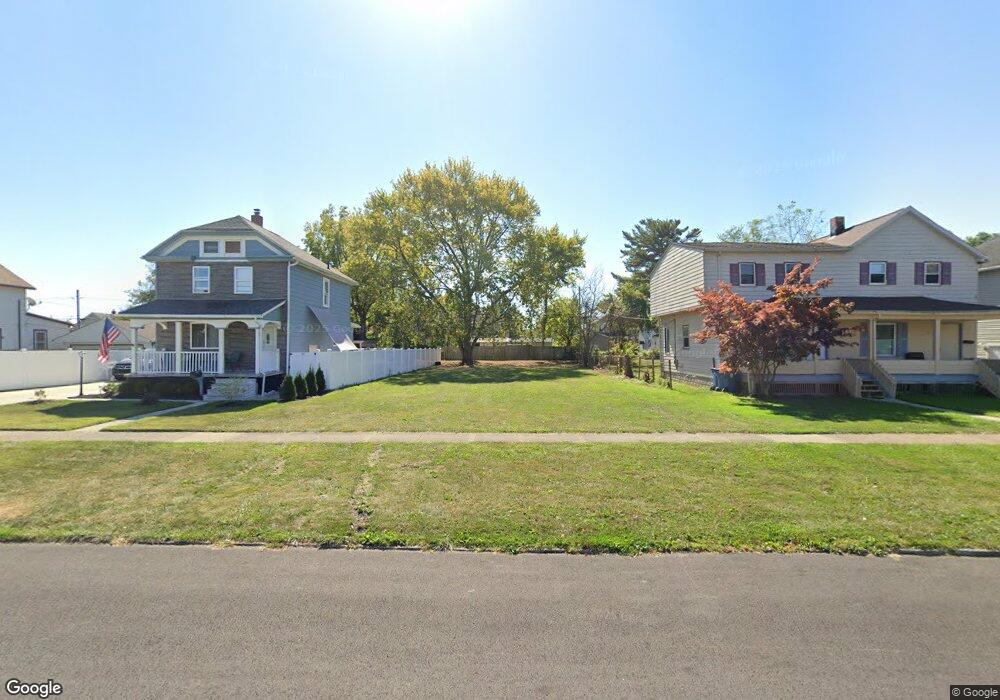 2418 E 29th St, Lorain, OH 44055 - photo 1