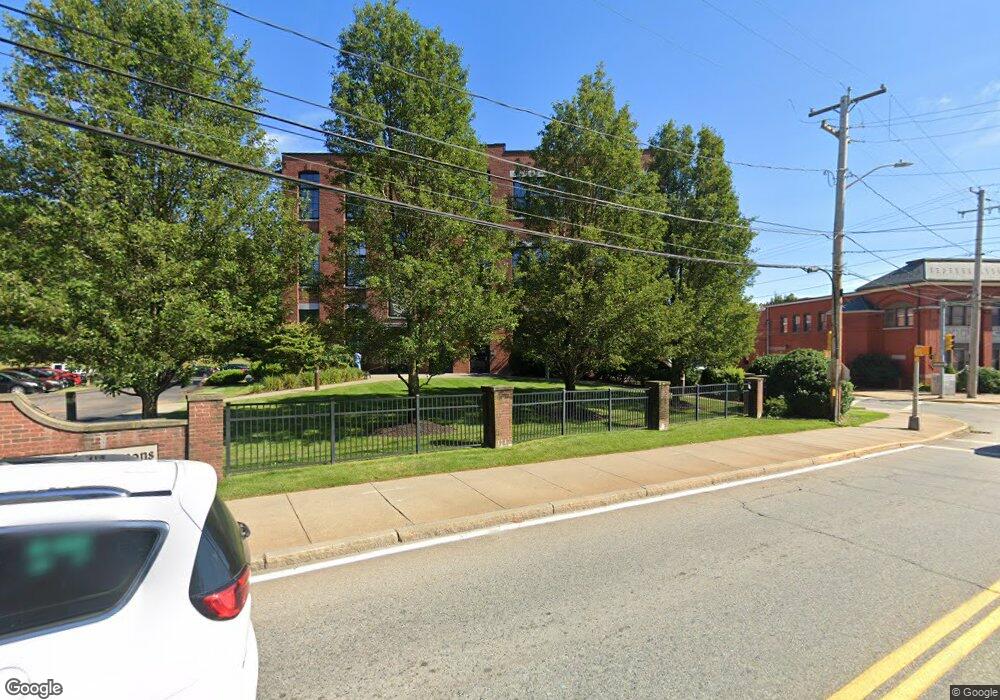 685 Social St unit 312, Woonsocket, RI 02895 - photo 1