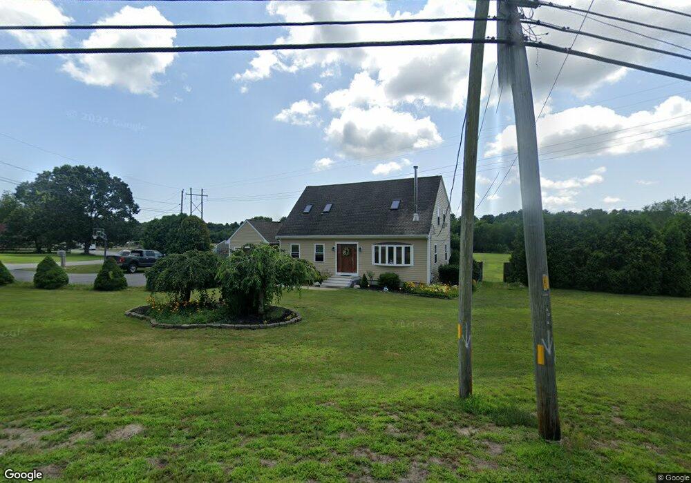 2 Heritage Rd, Acushnet, MA 02743 - photo 1