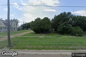 118 S Main St, Larned, KS 67550