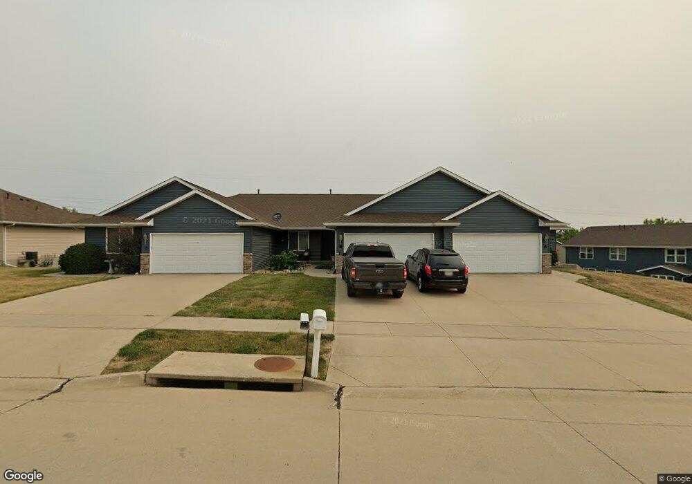 3900 37th Ave SW, Cedar Rapids, IA 52404 - photo 1
