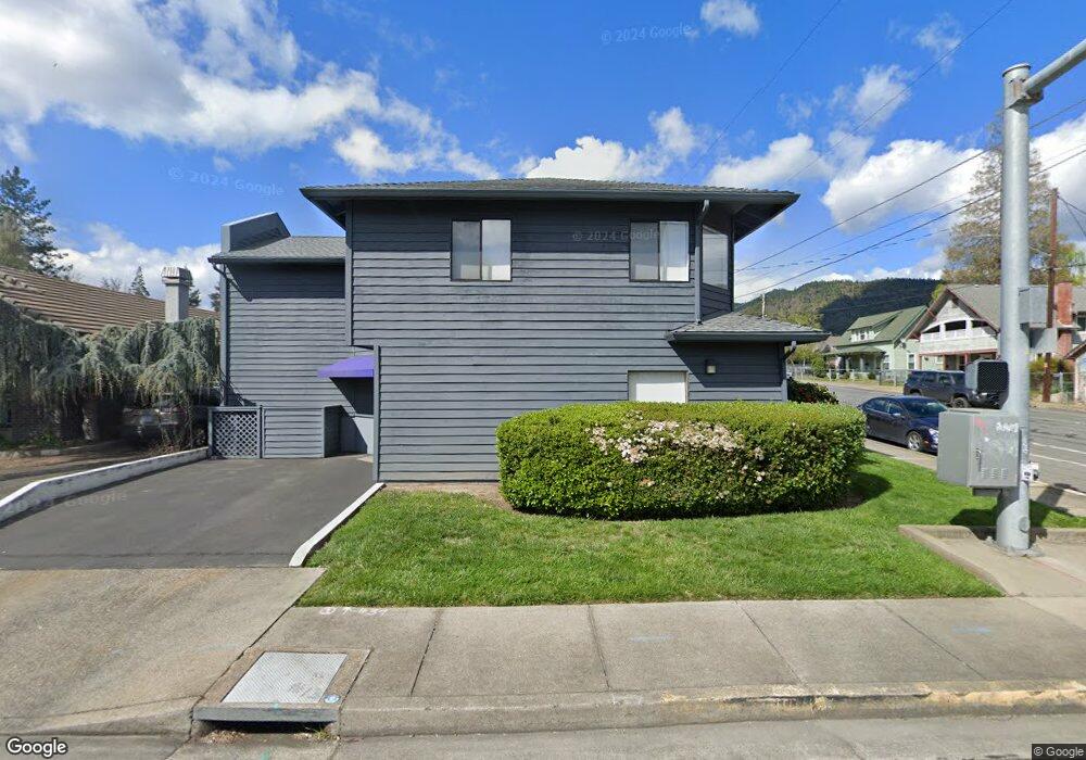 1002 NW 6th St, Grants Pass, OR 97526 - photo 1