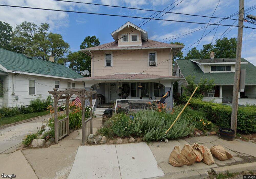 2510 Corunna Rd, Flint, MI 48503 - photo 1