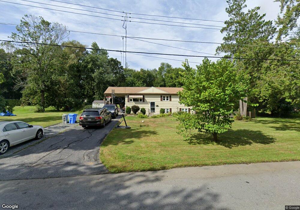 112 Marked Tree Rd, Holliston, MA 01746 - photo 1