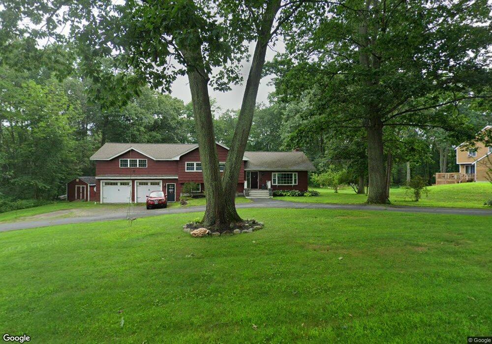 2 Chadwick Cir unit 2, Windham, NH 03087 - photo 1