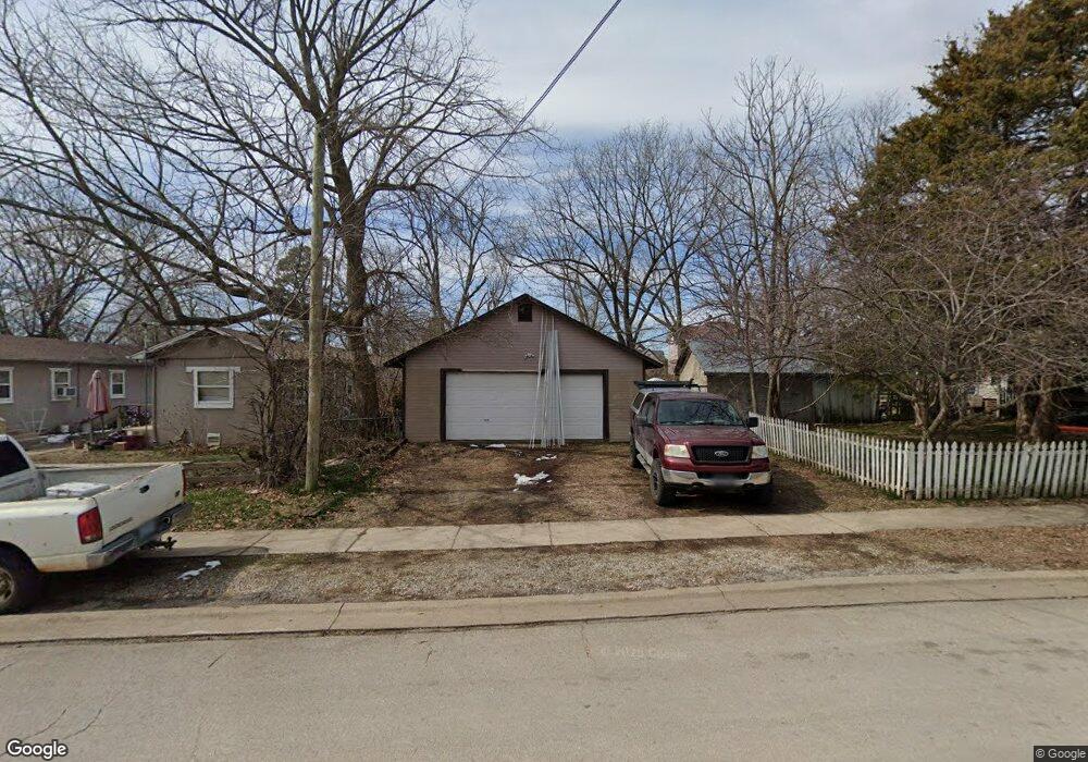 1016 S 3rd St, Rogers, AR 72756 - photo 1