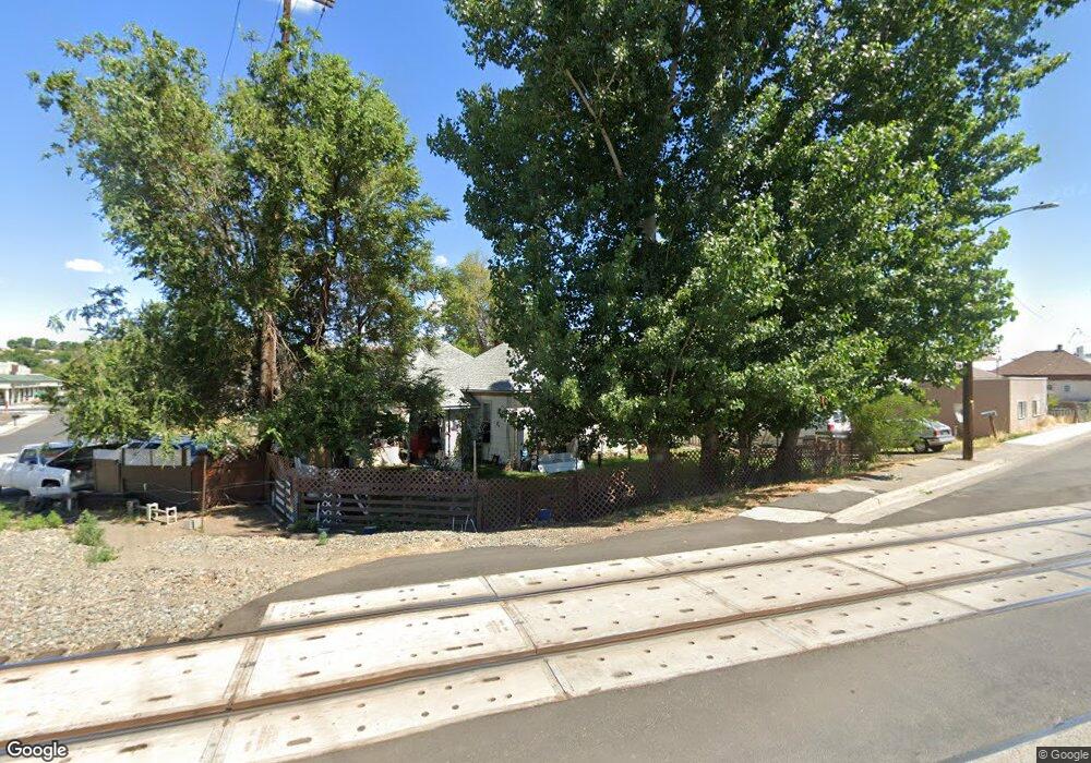 426 SW 9th St, Pendleton, OR 97801 - photo 1