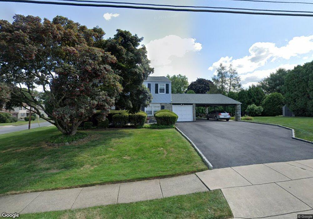 205 Beechtree Dr, Broomall, PA 19008 - photo 1