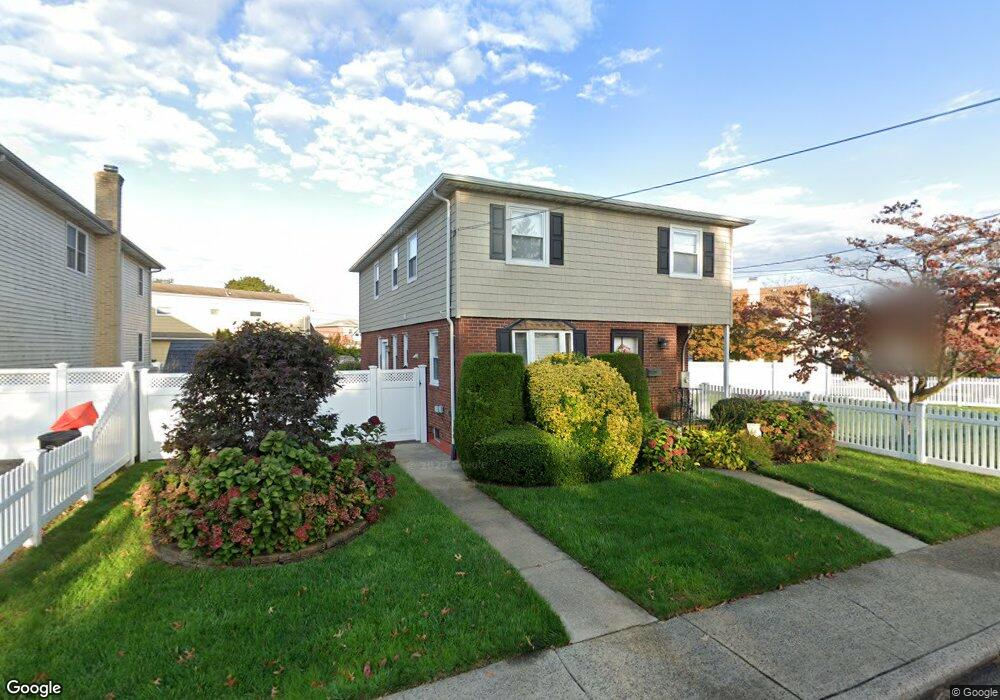 307 Courthouse Rd, Franklin Square, NY 11010 - photo 1